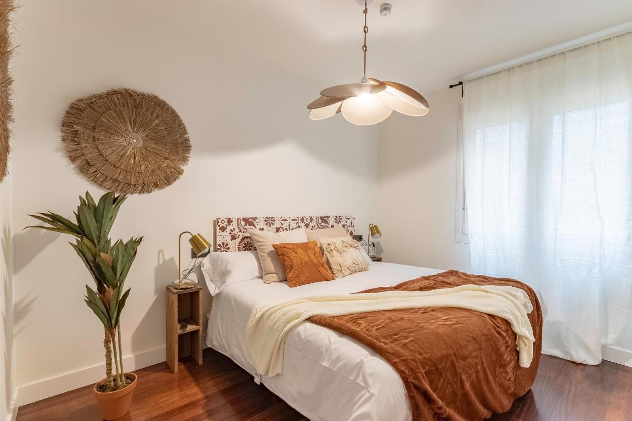 New! Lovely 4-Bedroom Loft In Bilbao Buitenkant foto